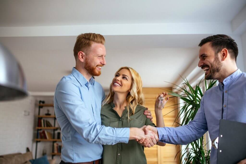 new real estate agents tips - build good relationships